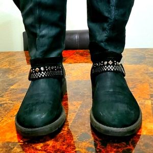 Janet Sport, size 11, Black .